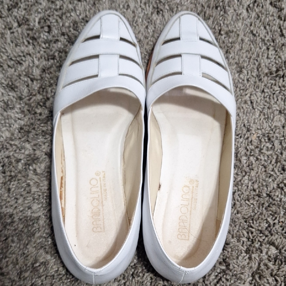 Vintage Bandolino Italy White Leather Slip-On Flats-8½ - Picture 7 of 10